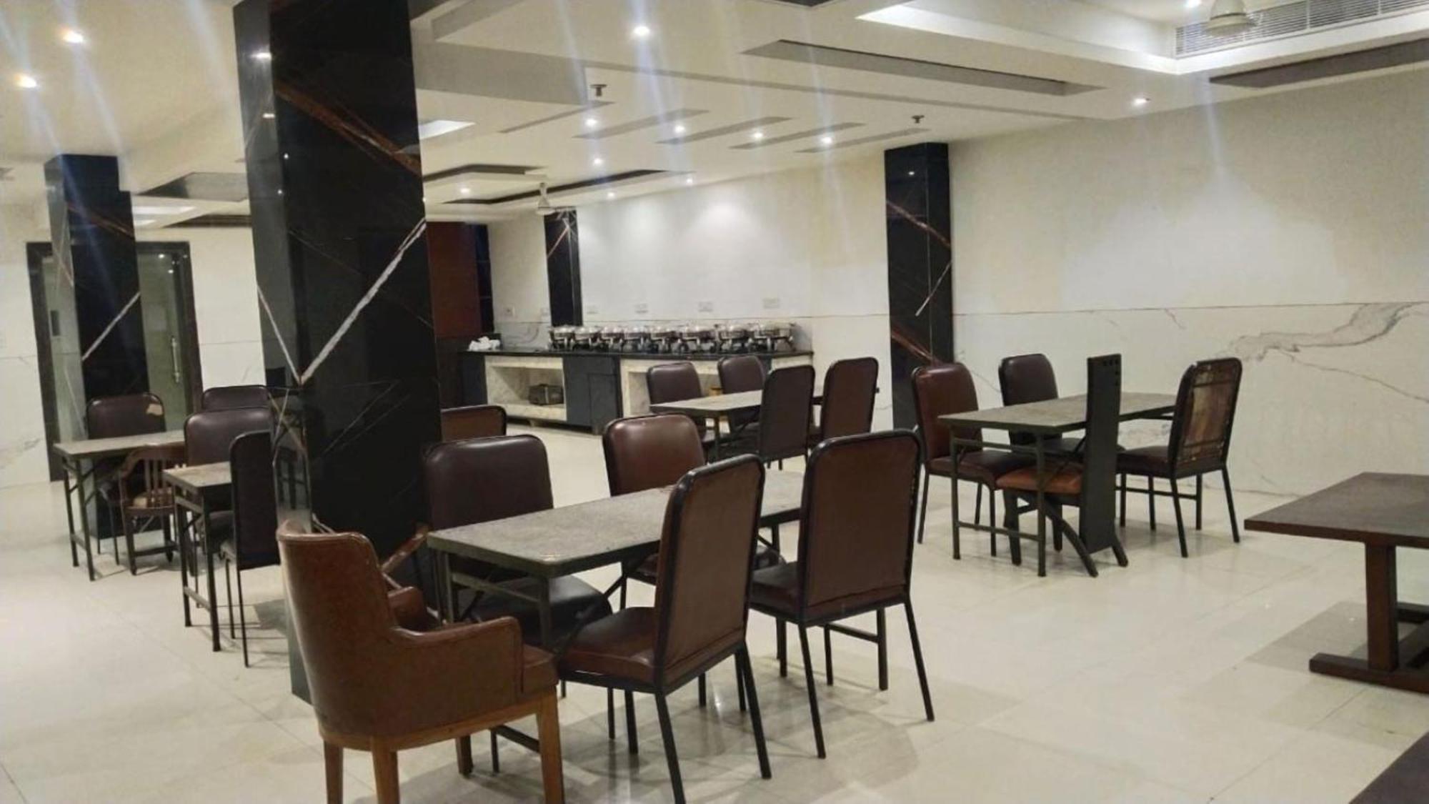 Hotel Aero Star By Star Group New Delhi Extérieur photo